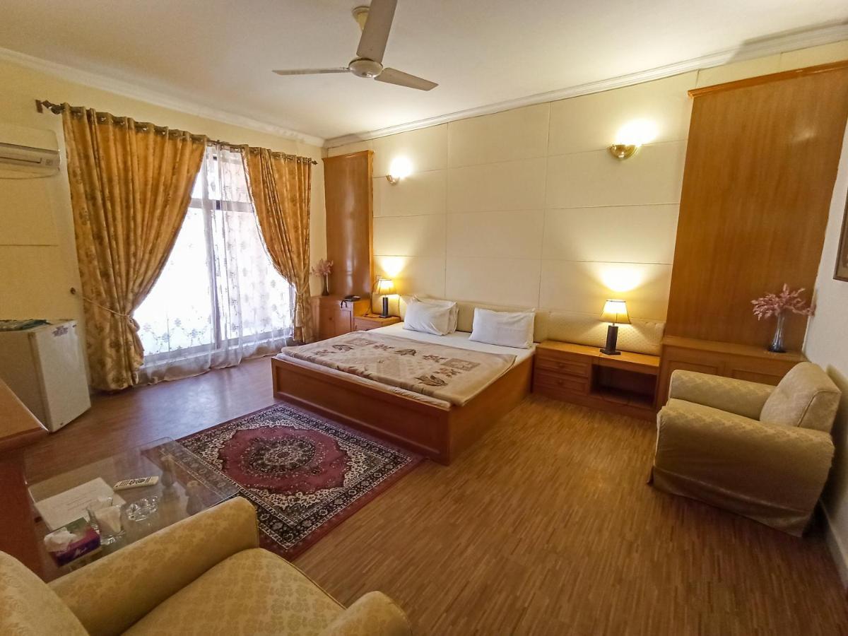 Delano Guest House Islamabad Exterior foto